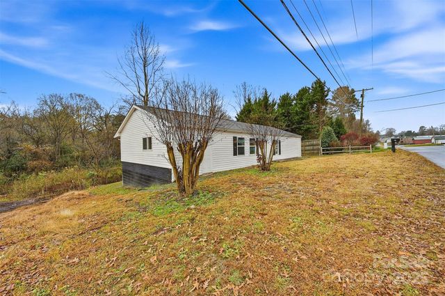 702 N 9th Street, Bessemer City, NC 28016