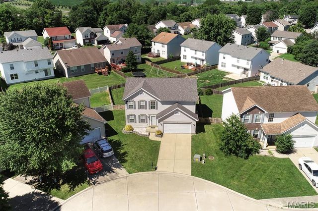 241 Brookmanor Court, Belleville, IL 62221