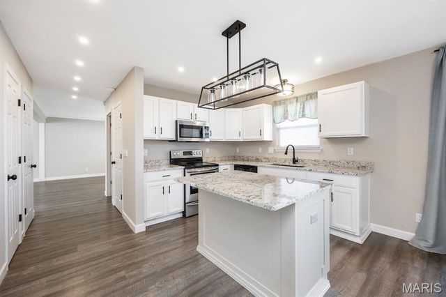 241 Brookmanor Court, Belleville, IL 62221