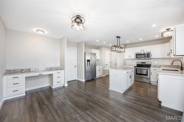 241 Brookmanor Court, Belleville, IL 62221