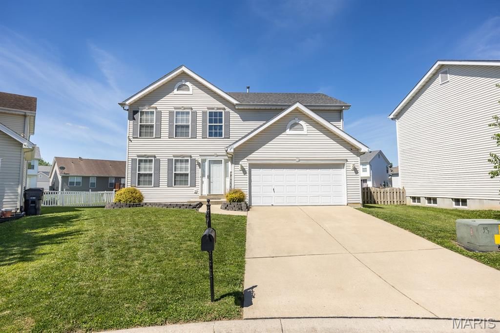 241 Brookmanor Court, Belleville, IL 62221