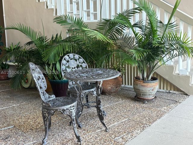 298 SE 6th Ave 15, Pompano Beach, FL 33060