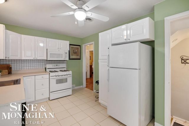 22725 Rosedale Court, St Clair Shores, MI 48080