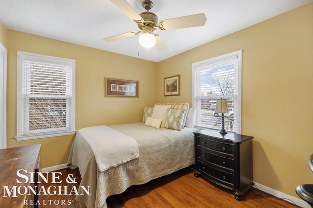 22725 Rosedale Court, St Clair Shores, MI 48080