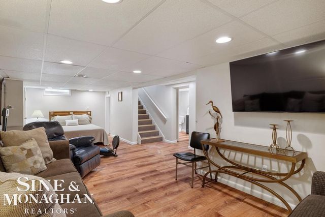 22725 Rosedale Court, St Clair Shores, MI 48080