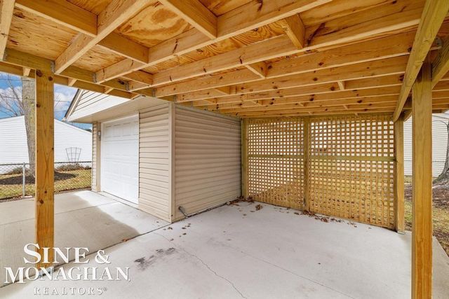 22725 Rosedale Court, St Clair Shores, MI 48080