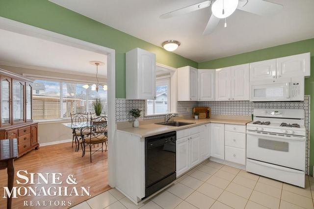 22725 Rosedale Court, St Clair Shores, MI 48080