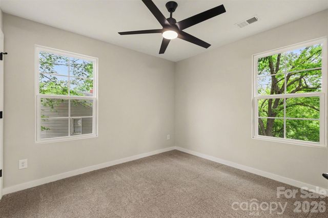 112 E Hilltop Drive, Gastonia, NC 28054