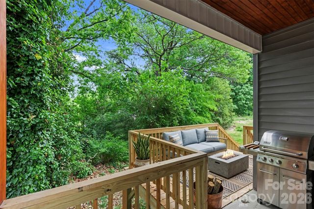 112 E Hilltop Drive, Gastonia, NC 28054
