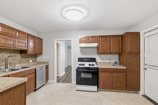 3615 Alberta Street, Houston, TX 77021