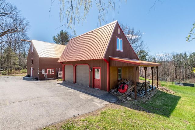73 College Road, Center Harbor, NH 03226