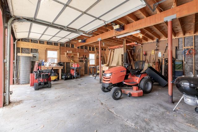 73 College Road, Center Harbor, NH 03226
