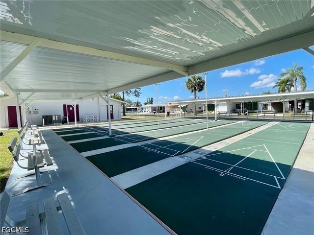 551 Freedom ST, North Fort Myers, FL 33917