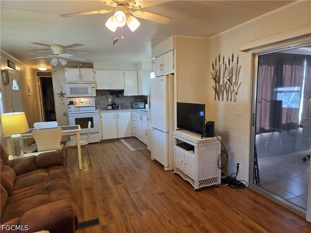 551 Freedom ST, North Fort Myers, FL 33917