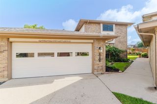 29 Rockwood Circle, Bedford, TX 76021