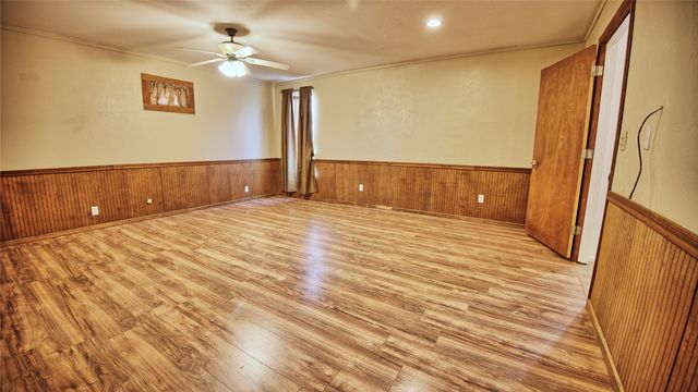 584 W Alamo Road, Bowie, TX 76230