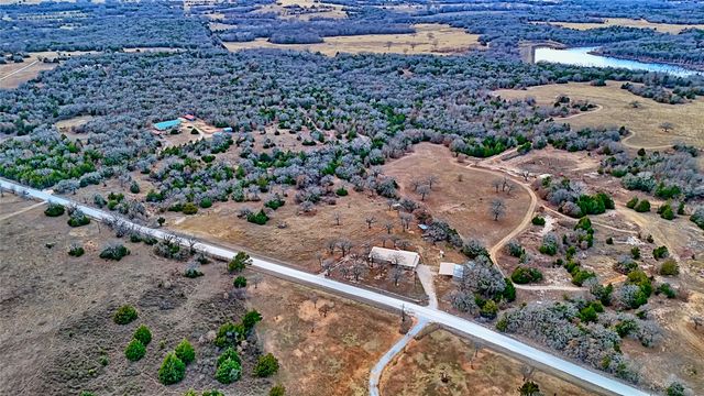 584 W Alamo Road, Bowie, TX 76230