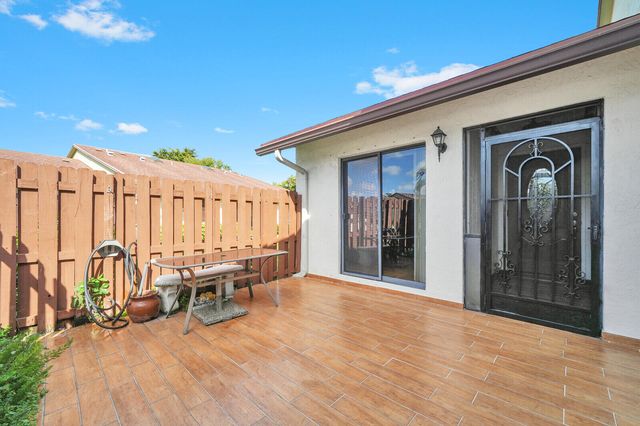 3789 Cocoloba Lane, Boynton Beach, FL 33436