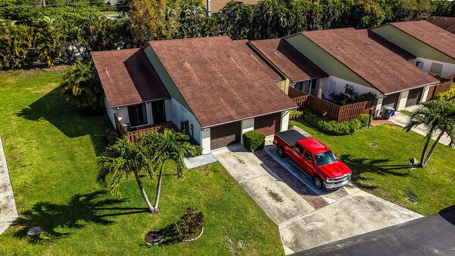 3789 Cocoloba Lane, Boynton Beach, FL 33436