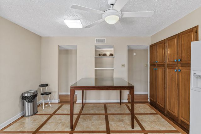 801 Meadowlark Drive, Lewisville, TX 75067