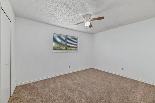 801 Meadowlark Drive, Lewisville, TX 75067