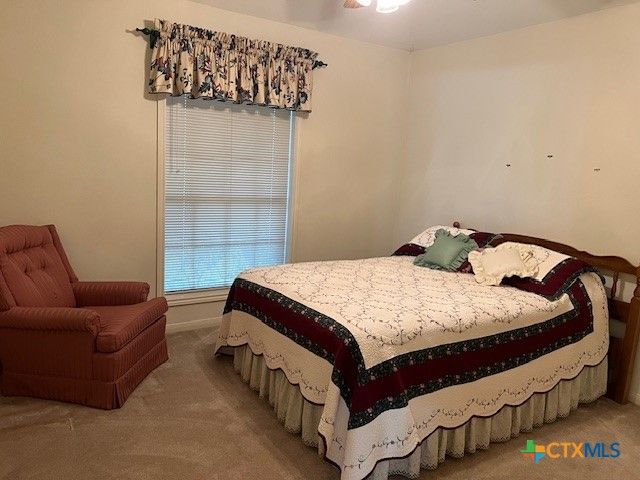 204 Windy Way Drive, Victoria, TX 77904