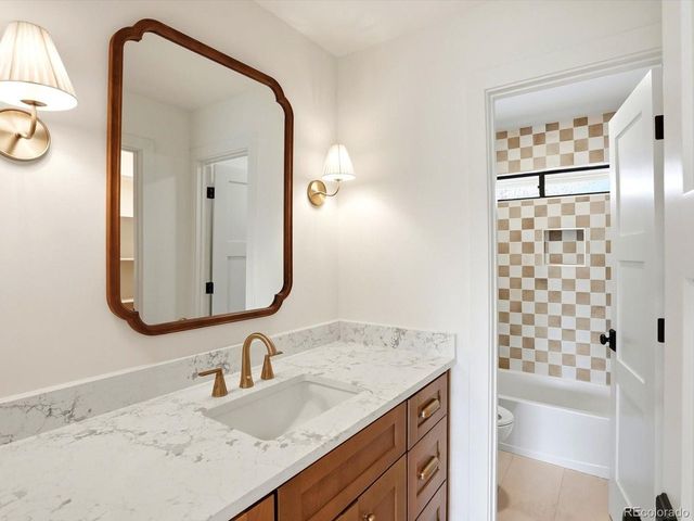 2800 S University Blvd 121, Denver, CO 80210