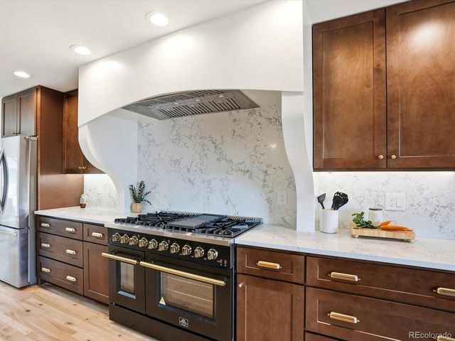 2800 S University Blvd 121, Denver, CO 80210