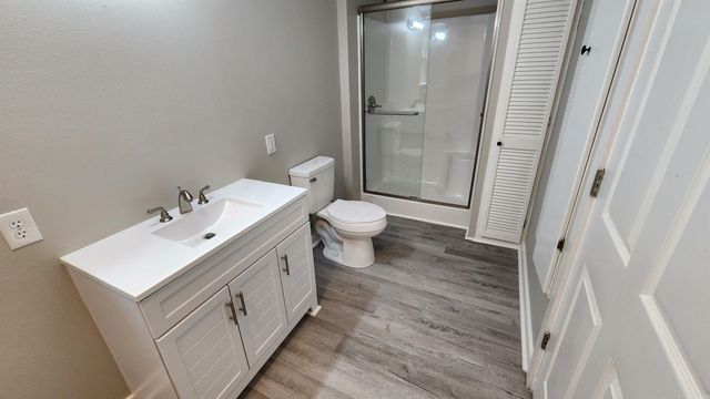 12416 Heinke Rd, Mabelvale, AR 72103