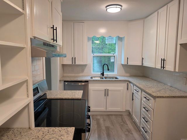 12416 Heinke Rd, Mabelvale, AR 72103