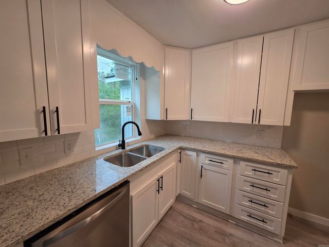 12416 Heinke Rd, Mabelvale, AR 72103