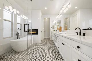 2124 Historic Decatur Rd, San Diego, CA 92106