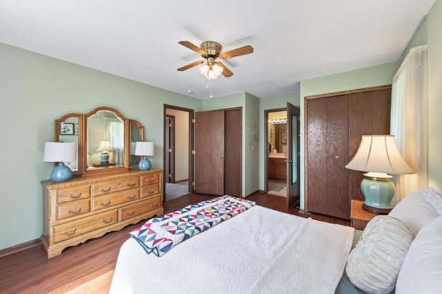 3800 101st Avenue N, Brooklyn Park, MN 55443