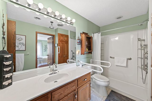3800 101st Avenue N, Brooklyn Park, MN 55443