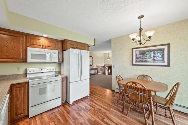 3800 101st Avenue N, Brooklyn Park, MN 55443