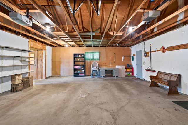 3800 101st Avenue N, Brooklyn Park, MN 55443