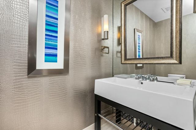 1000 S Ocean Boulevard 208, Boca Raton, FL 33432