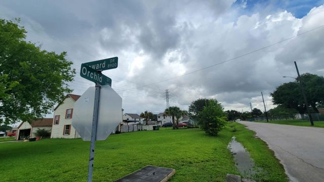 1412 Orchid Street, Houston, TX 77017