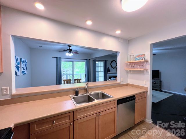 19905 Henderson Road C, Cornelius, NC 28031