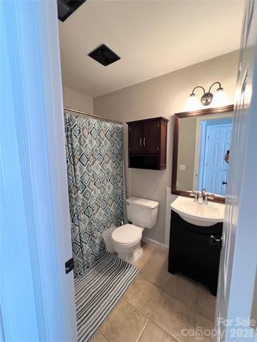 19905 Henderson Road C, Cornelius, NC 28031