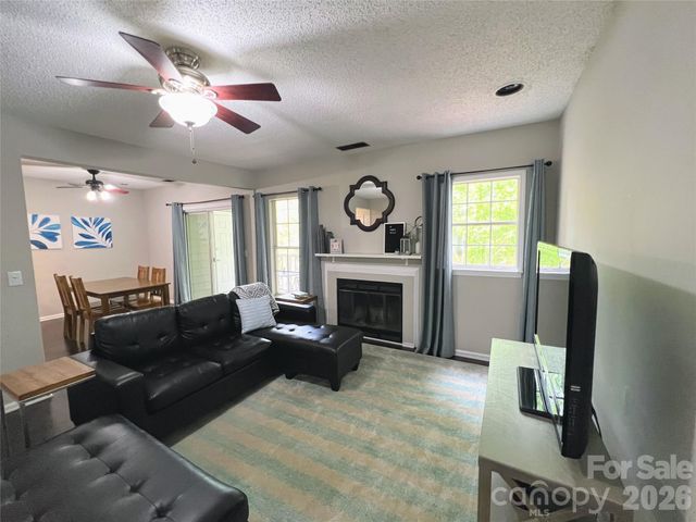 19905 Henderson Road C, Cornelius, NC 28031
