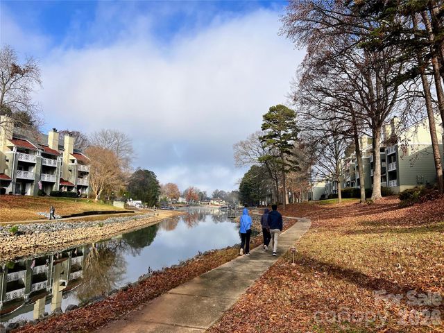 19905 Henderson Road C, Cornelius, NC 28031