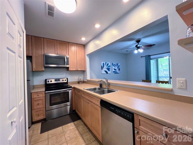 19905 Henderson Road C, Cornelius, NC 28031