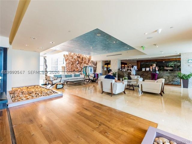 6799 Collins Ave 301, Miami Beach, FL 33141