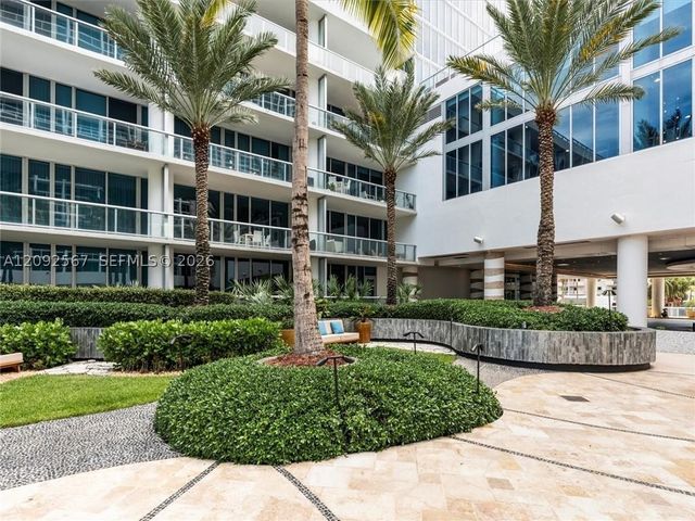 6799 Collins Ave 301, Miami Beach, FL 33141