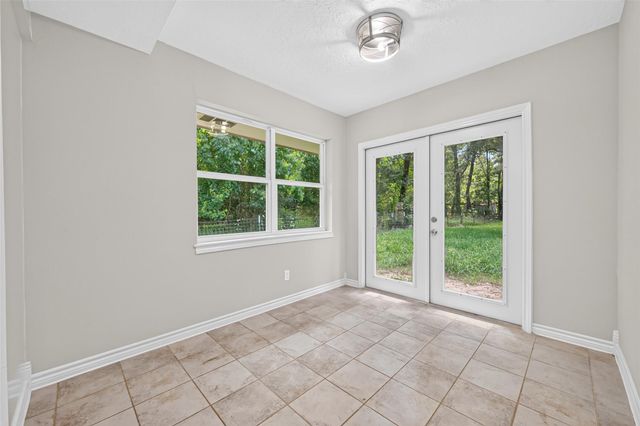 18747 Woodridge Drive, Conroe, TX 77302