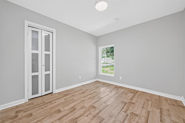 18747 Woodridge Drive, Conroe, TX 77302