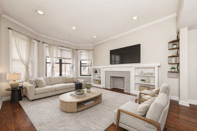 6106 S Dorchester Avenue 2W, Chicago, IL 60637