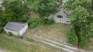 8717 Gardner Road, Fox River Grove, IL 60021