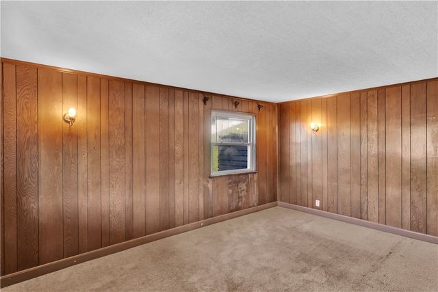 123 High St, Findlay Twp, PA 15126
